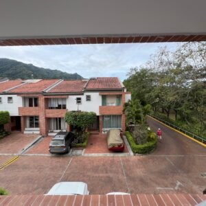 CASA EN VENTA EN EXCELENTE SECTOR DE LA CIUDAD DE IBAGUE