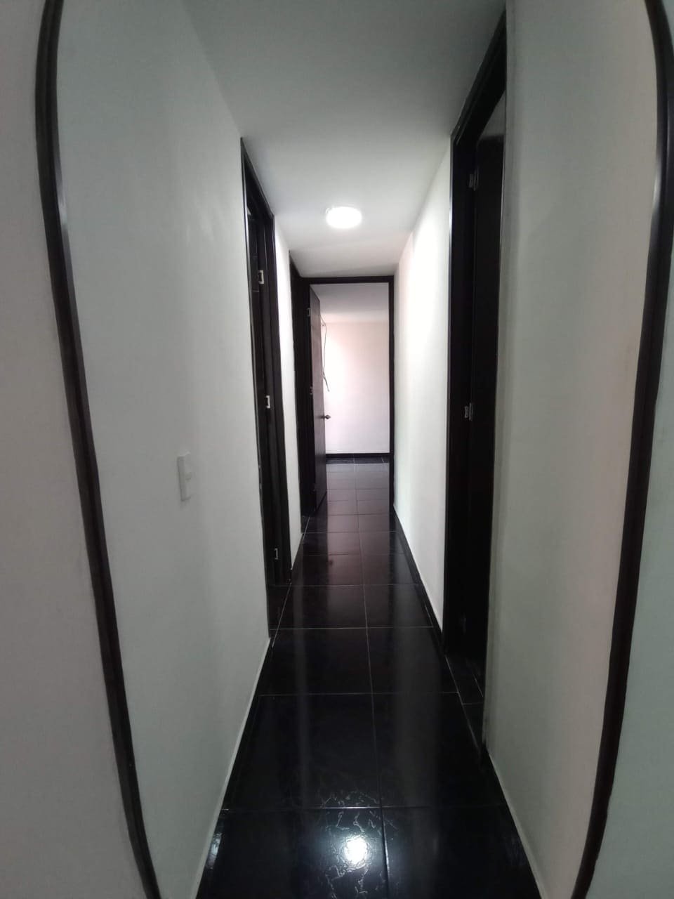 SE VENDE APARTAMENTO - GRAN OPORTUNIDAD DE INVERSION - Image 11